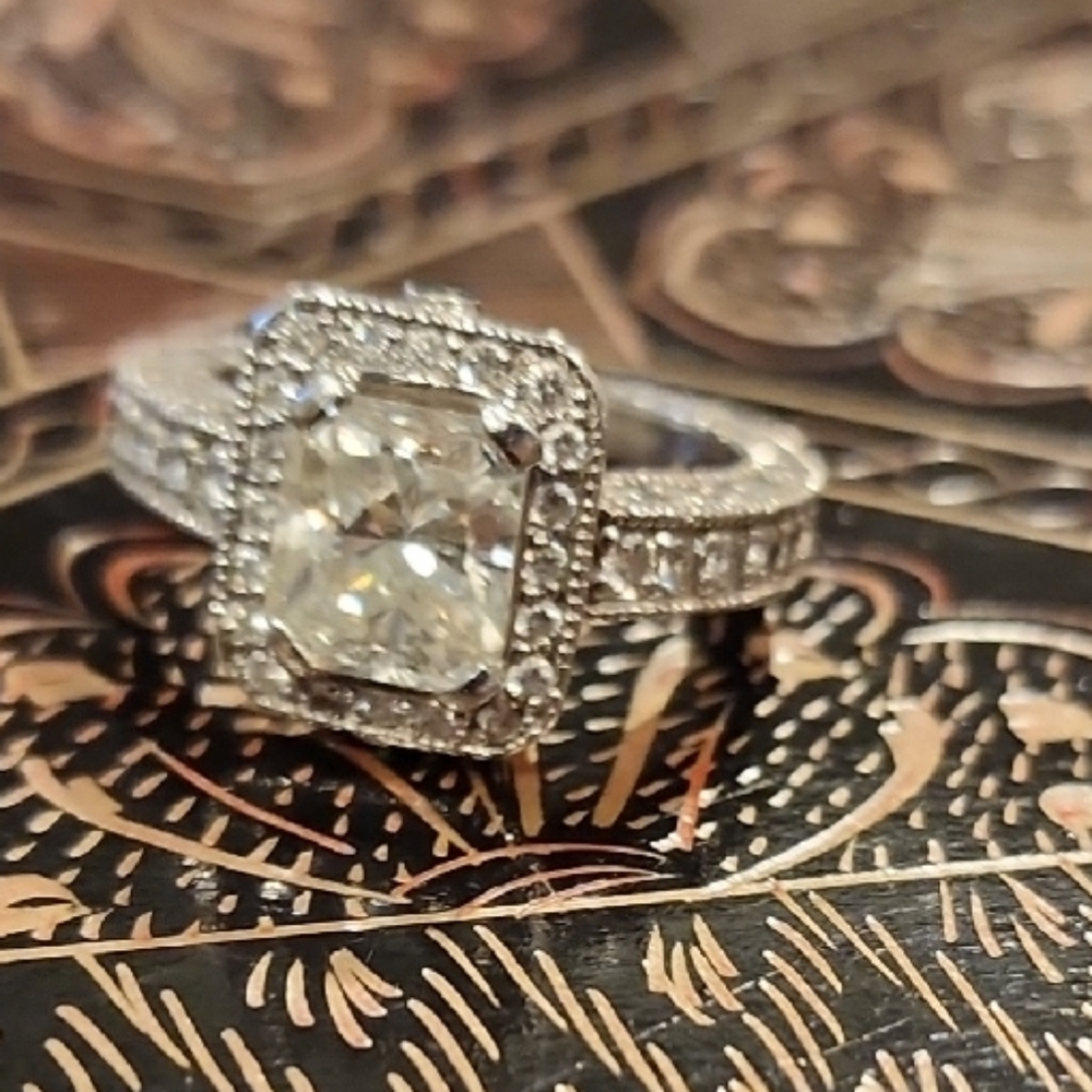 2.85CT Diamond Platinum Engagement Ring